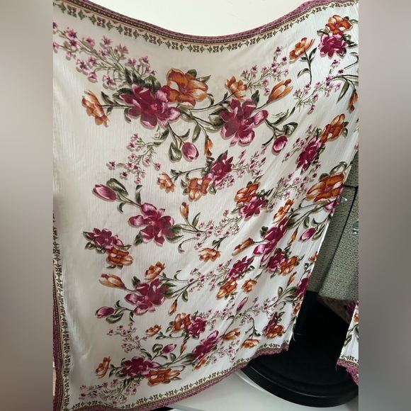 GORGEOUS FOREVER 21 FLORAL KIMONO XL/1X BEAUTIFUL PRINT,GENEROUS CUT, BOHO VIBES - Picture 4 of 6